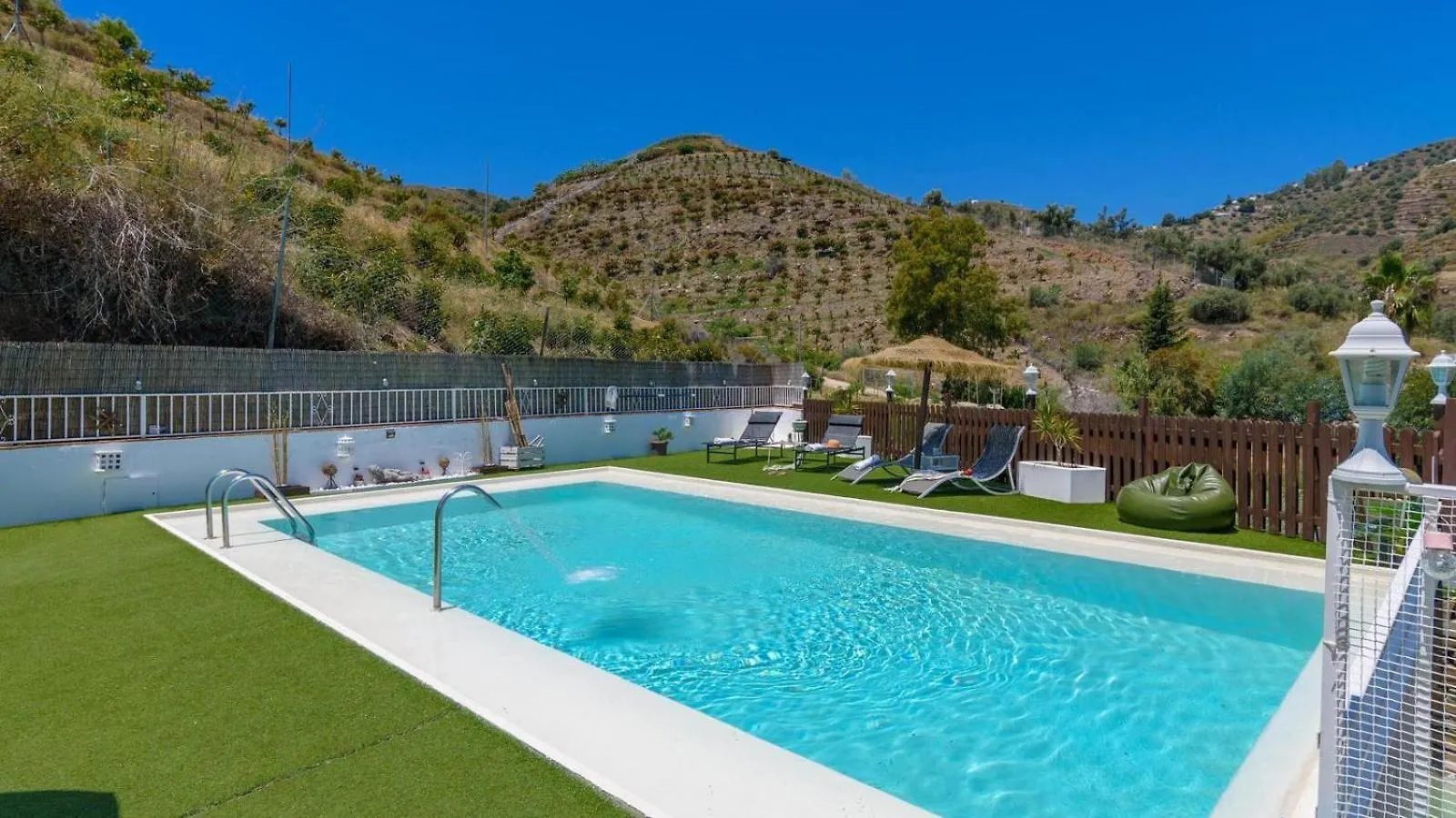 Villa Omairi Torrox By Ruralidays location